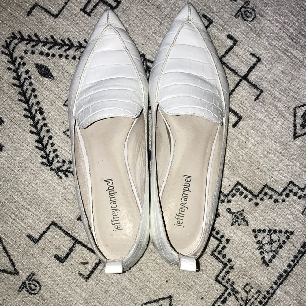 Jefferey Campbell White faux Crocodile Skin Flats